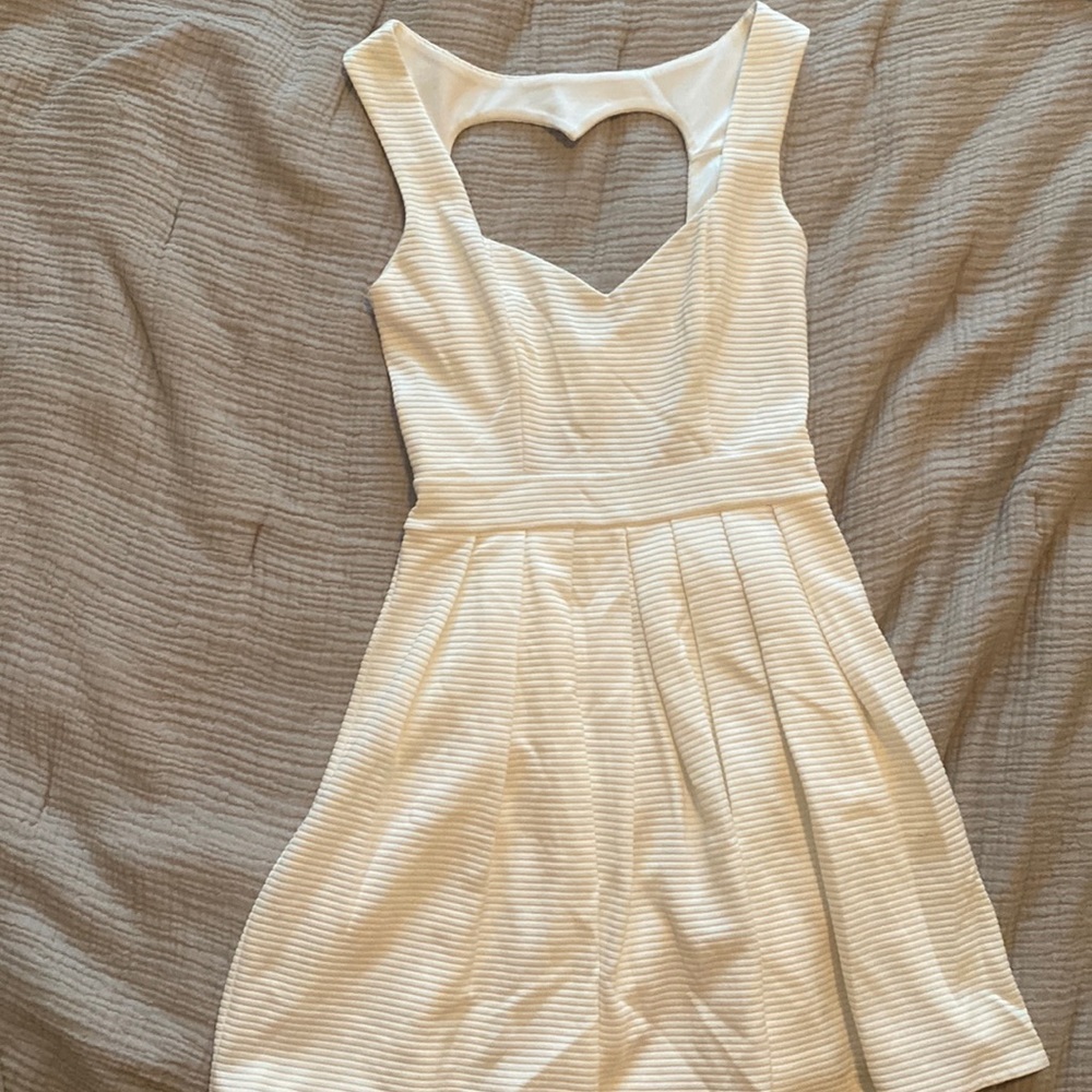 White sweetheart sundress with heart cutout
